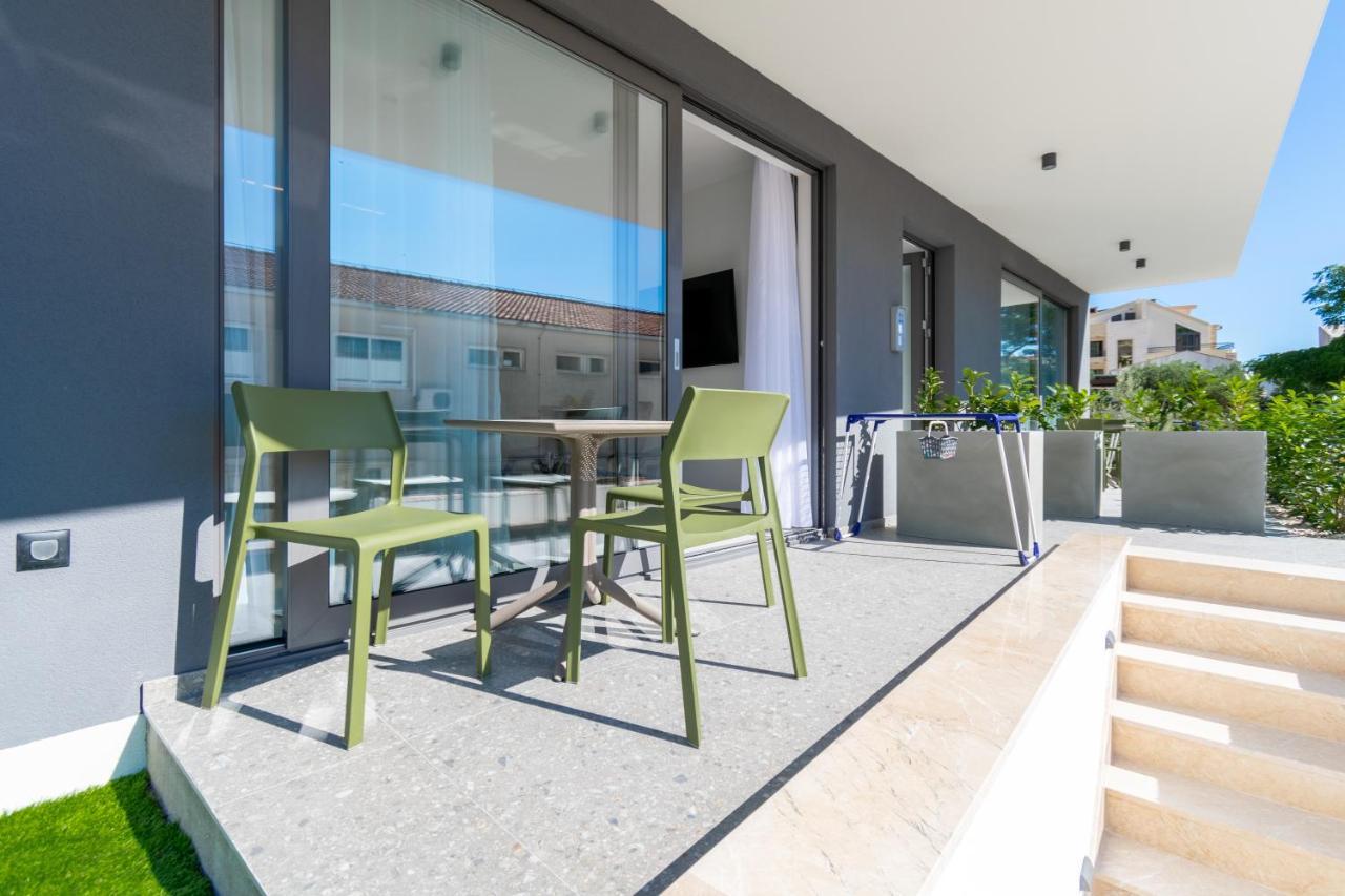Apartmani Pino 1 Baska Voda Luaran gambar