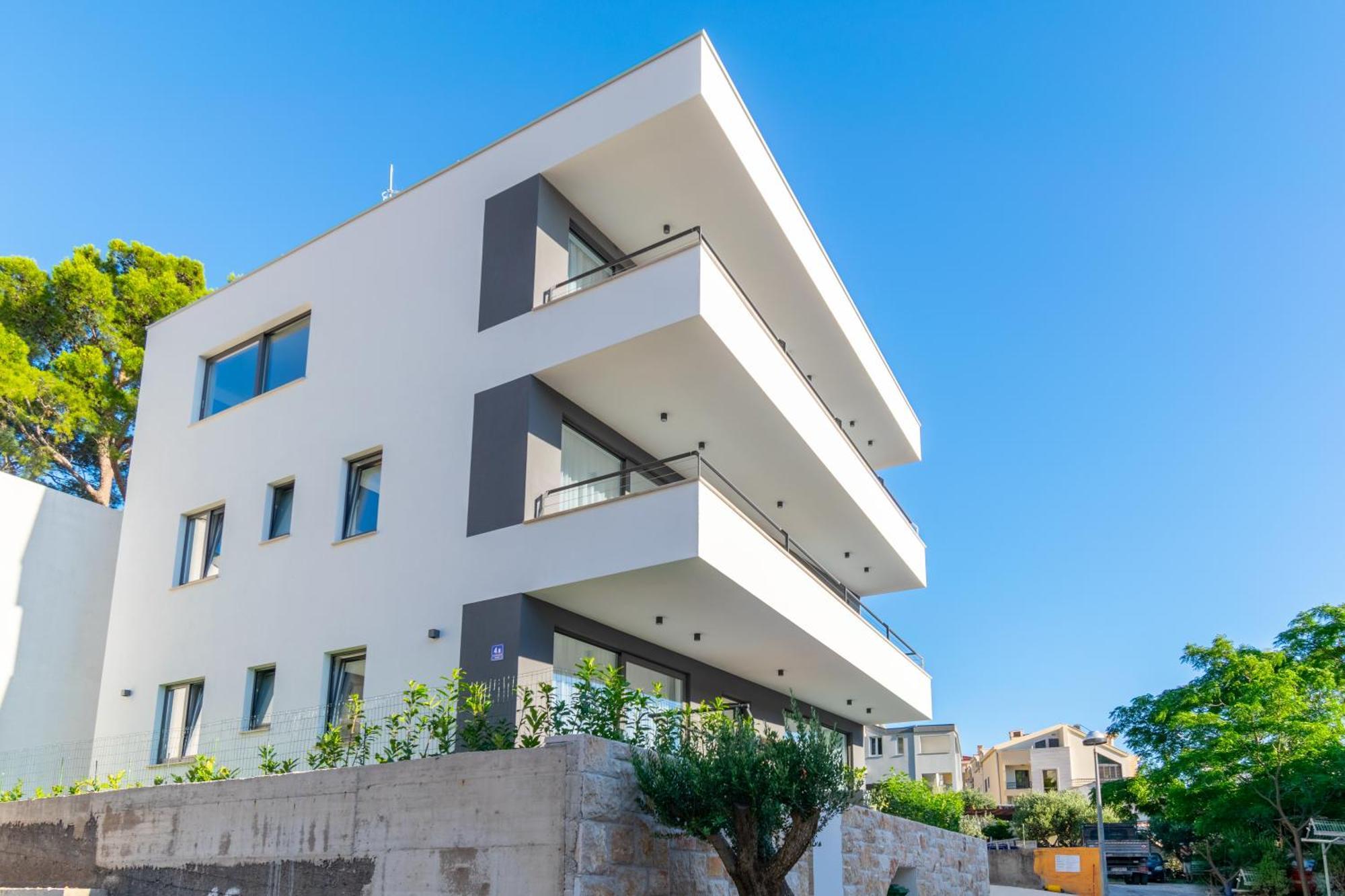 Apartmani Pino 1 Baska Voda Luaran gambar