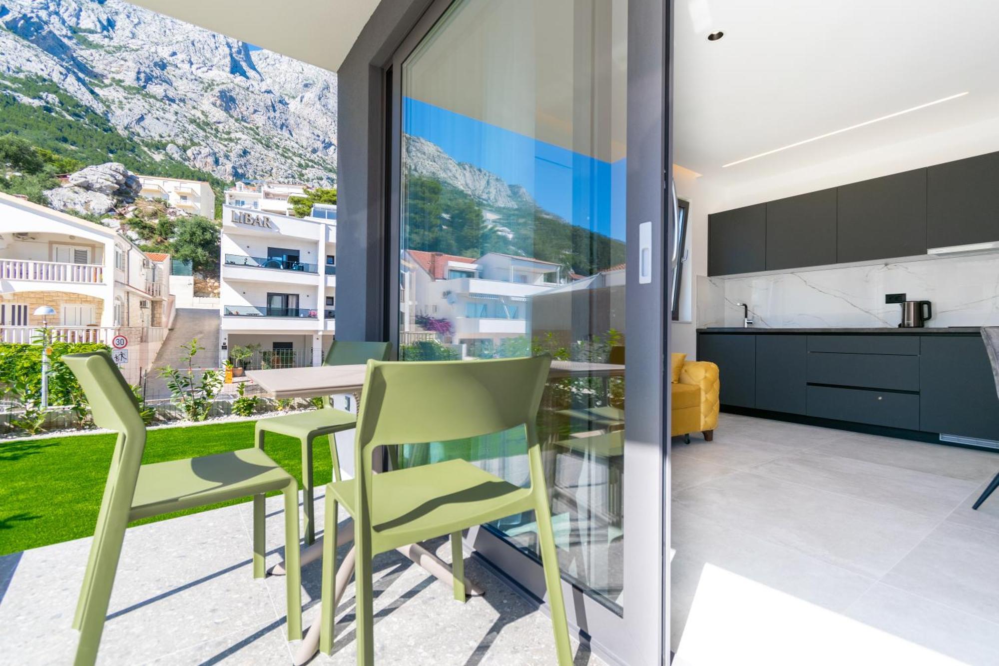 Apartmani Pino 1 Baska Voda Luaran gambar